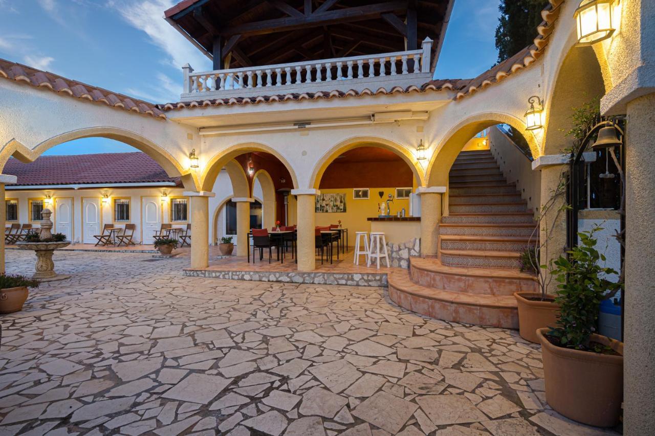Finca Bilou Aigues Buitenkant foto