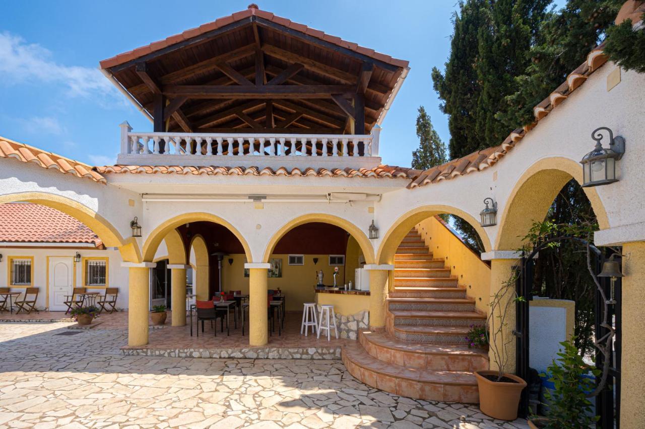 Finca Bilou Aigues Buitenkant foto