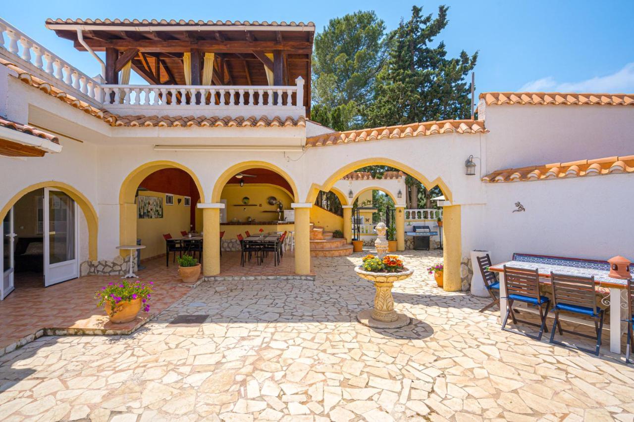 Finca Bilou Aigues Buitenkant foto