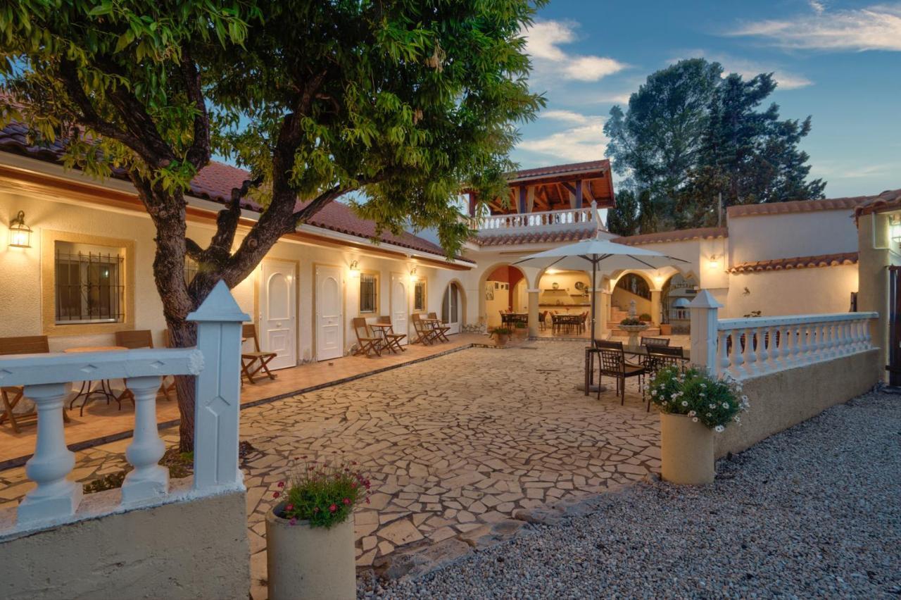 Finca Bilou Aigues Buitenkant foto